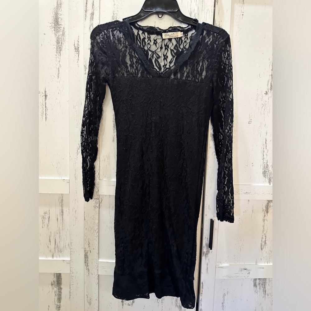 Lace dress with attached slip inside